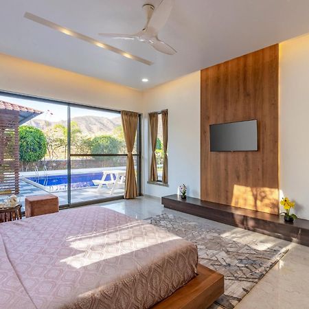 Stayvista'S Bella Dream - Mountain-View With Outdoor Pool, Lawn Featuring A Gazebo & Indoor Games Udaipur Extérieur photo
