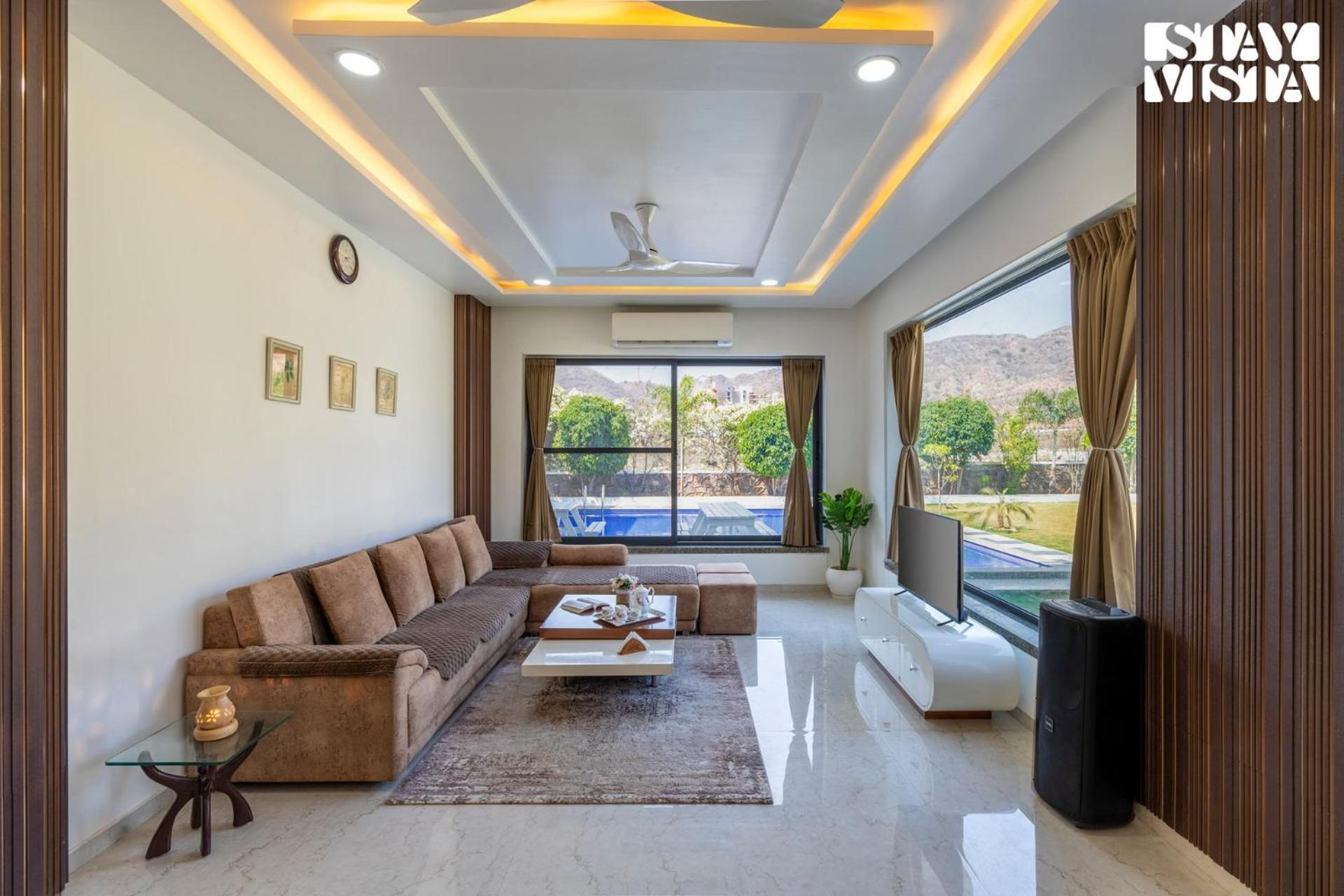 Stayvista'S Bella Dream - Mountain-View With Outdoor Pool, Lawn Featuring A Gazebo & Indoor Games Udaipur Extérieur photo