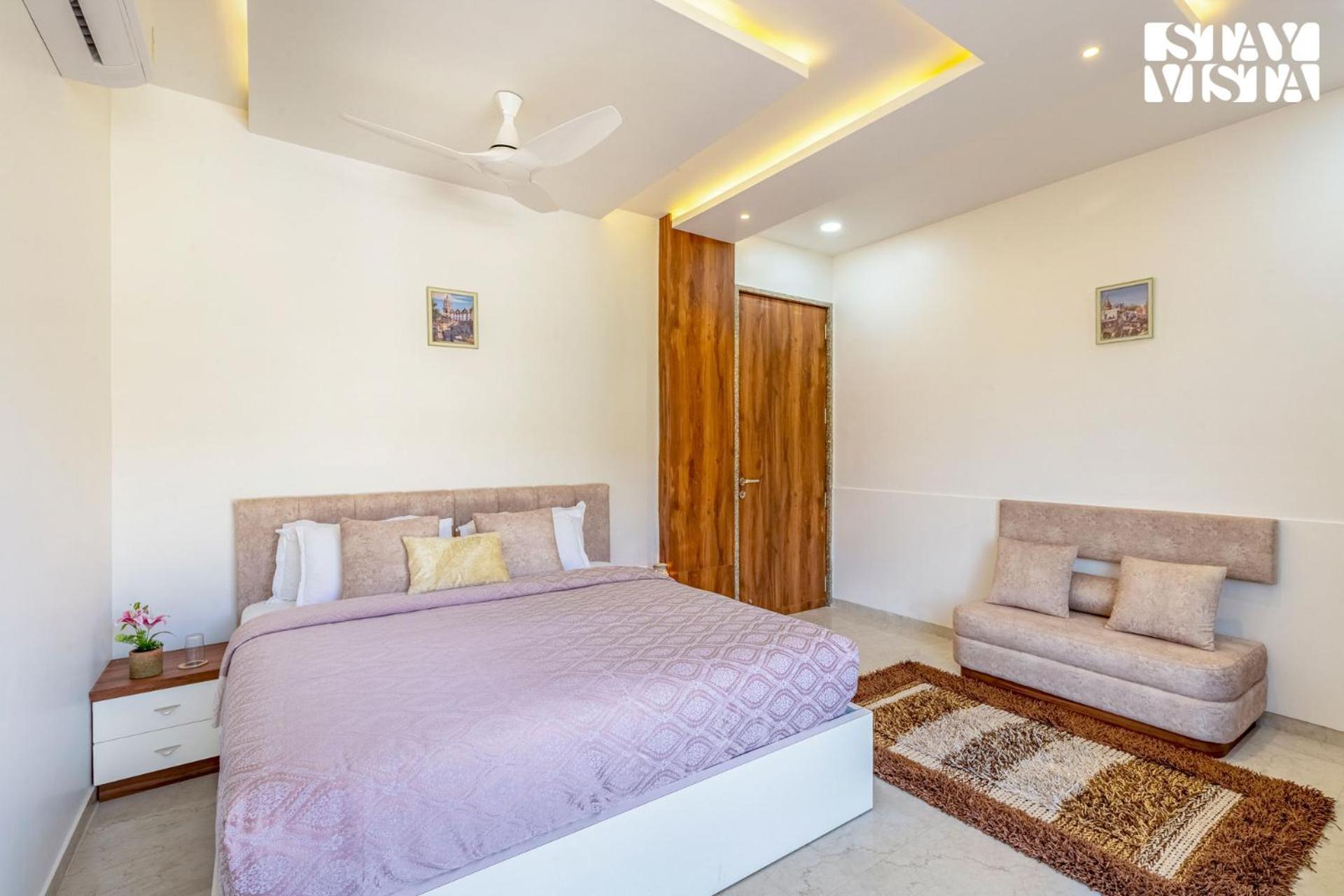 Stayvista'S Bella Dream - Mountain-View With Outdoor Pool, Lawn Featuring A Gazebo & Indoor Games Udaipur Extérieur photo