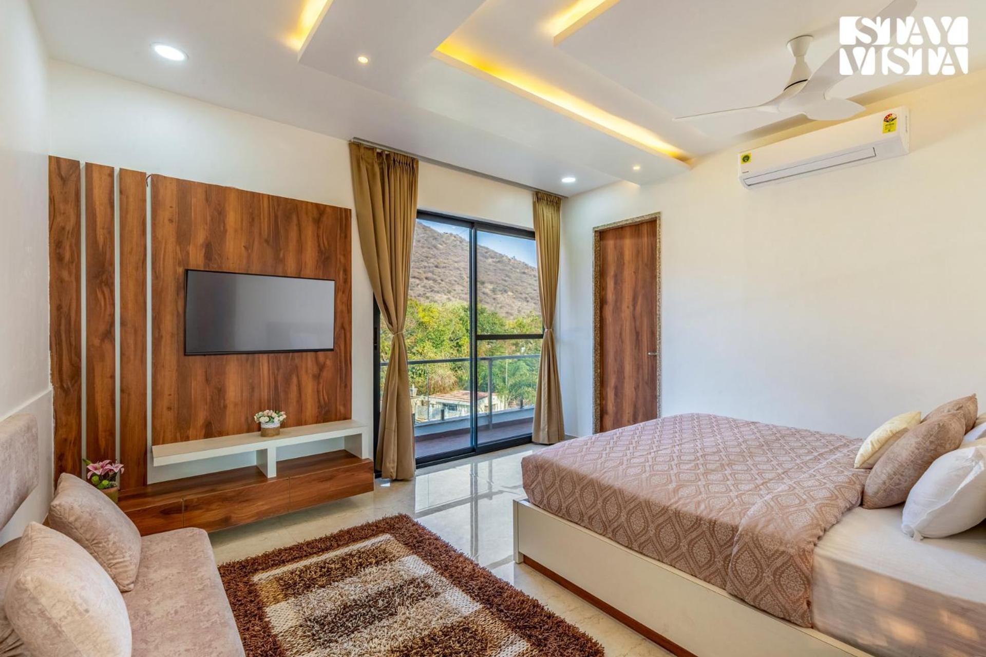 Stayvista'S Bella Dream - Mountain-View With Outdoor Pool, Lawn Featuring A Gazebo & Indoor Games Udaipur Extérieur photo